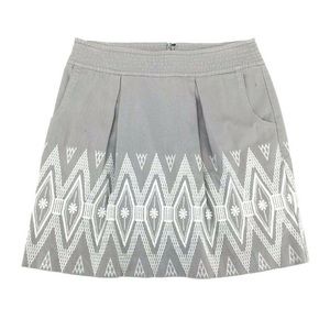 BANANA REPUBLIC Gray & White Embroidered Skirt